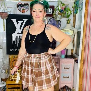 Forever 21 punk Brown Plaid Skirt with Chain Accent Size Small